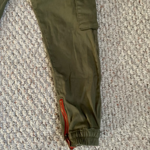 Cargo Pants - Picture 3 of 4